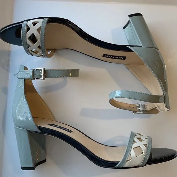 Nine West Paisley Open Toe Blue Patent Leather Block Heel Sandals - Picture 4 of 16